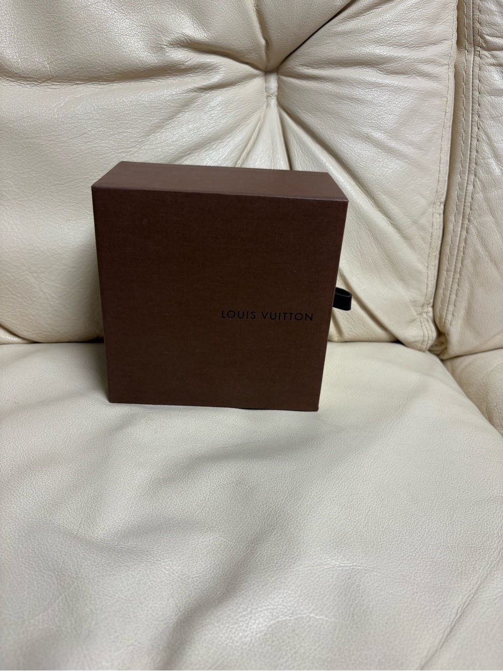 EMPTY LOUIS VUITTON Brown Pull Out Gift Box Beige
